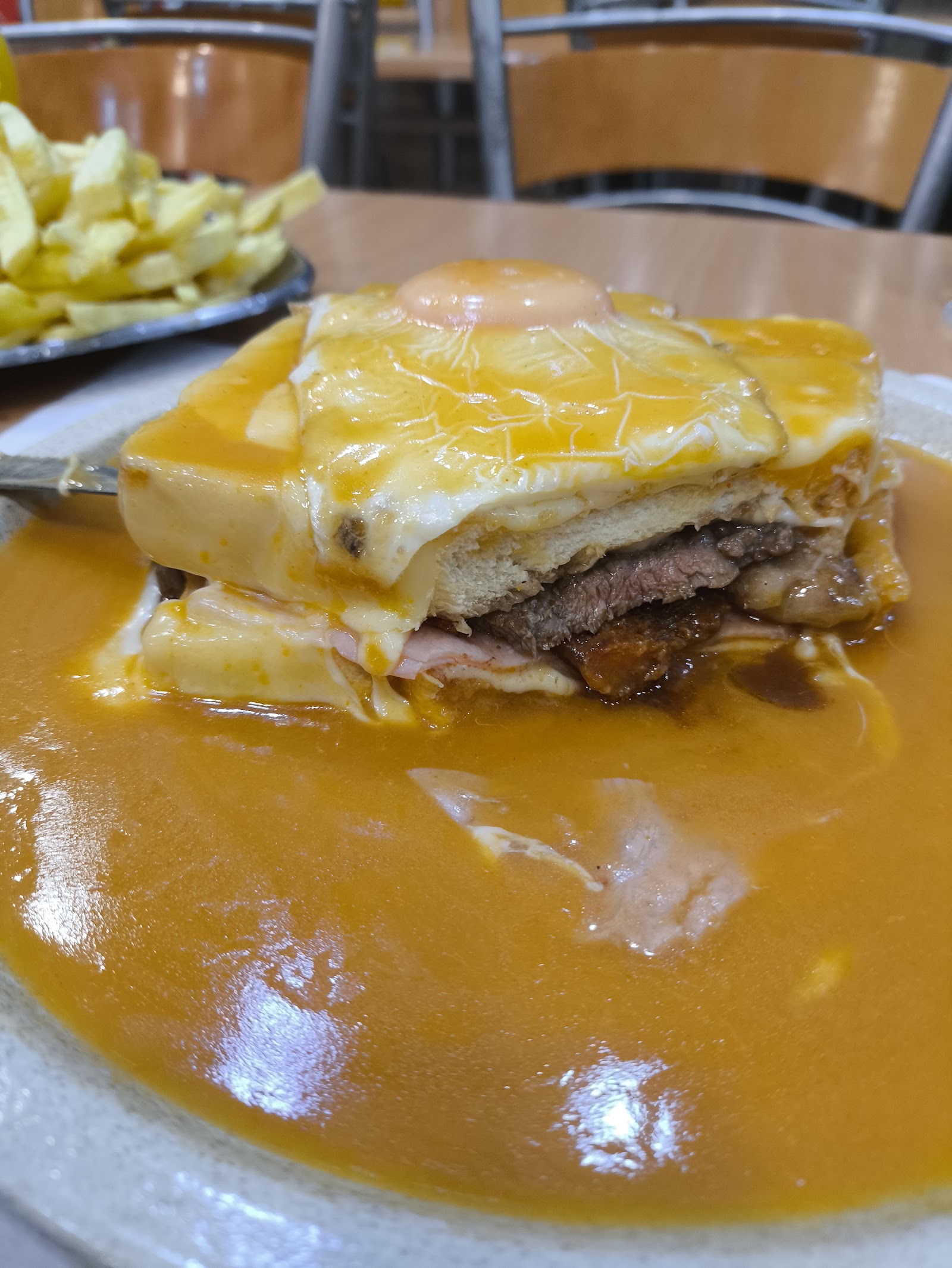 Francesinha at Café Onda